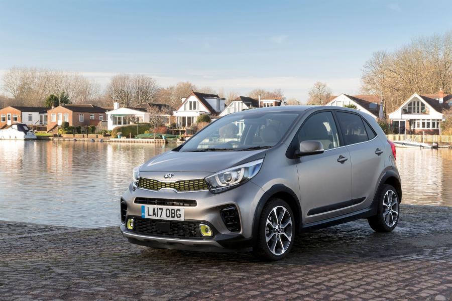  Kia Picanto X-Line S (JA) 2018 года  (UK) (фото 17 из 25)